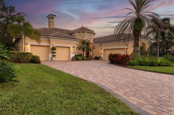 LAKEWOOD RANCH COUNTRY CLUB