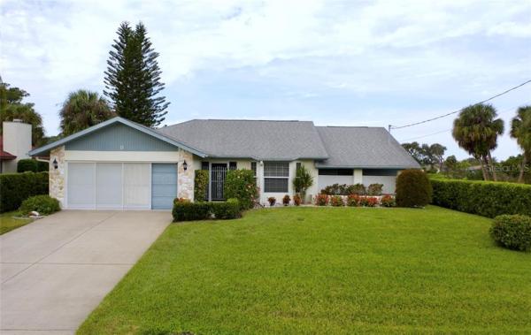 ROTONDA WEST PEBBLE BEACH