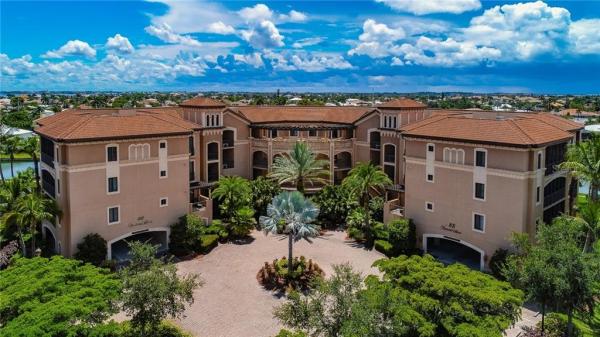 BELLA LAGO AT VIVANTE