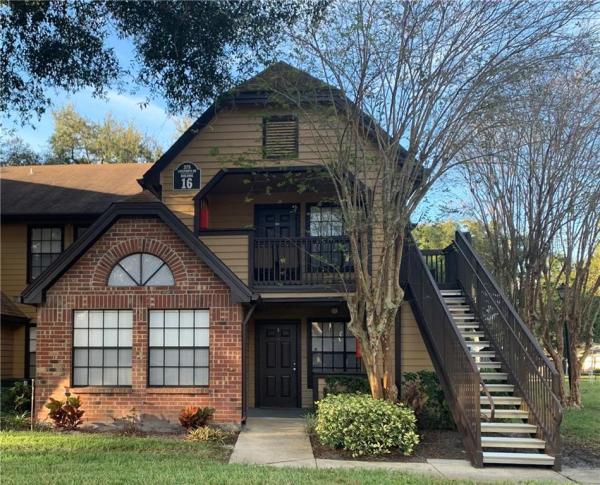 LAKEWOOD PARK A CONDO