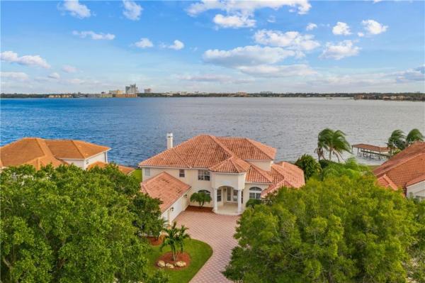 BAY HARBOUR DRIVE PHILLIPS FLA