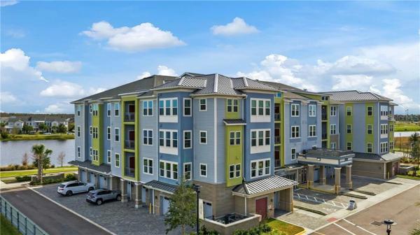 GATHERINGS/LK NONA I BLDG 1