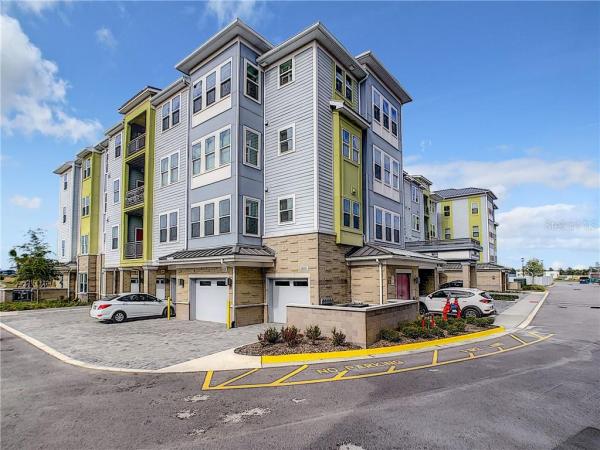 GATHERINGS OF LAKE NONA