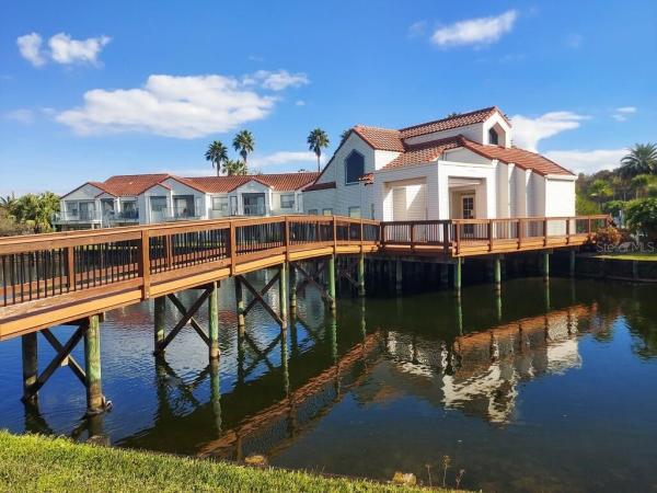 DOCKSIDE CONDO