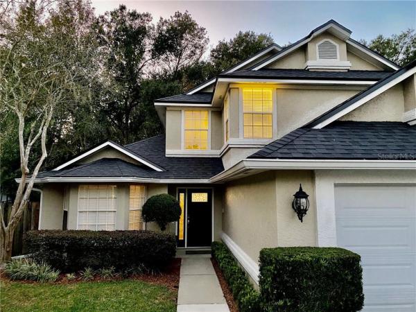 REMINGTON OAKS AT THE CROSSINGS