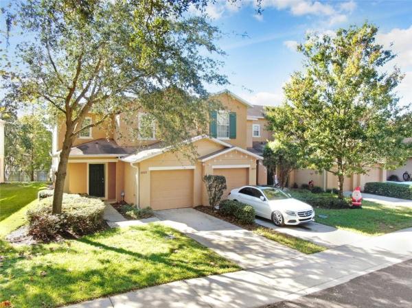 ST CHARLES PLACE PH 6