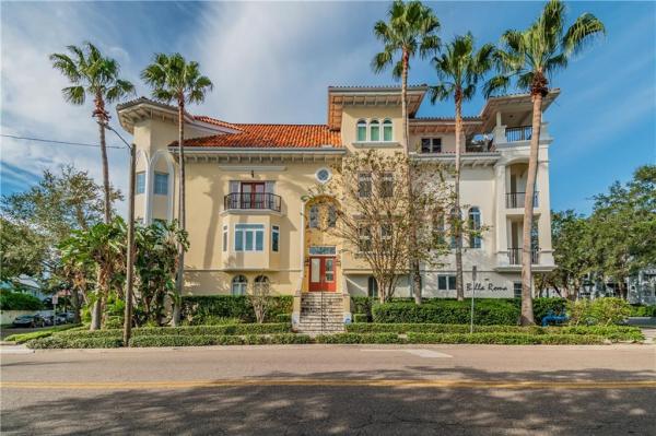 TOWNHOMES OF BELLA ROMA ESTATE