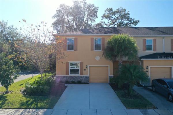 HIDDEN RIVER TWNHMS PH 1