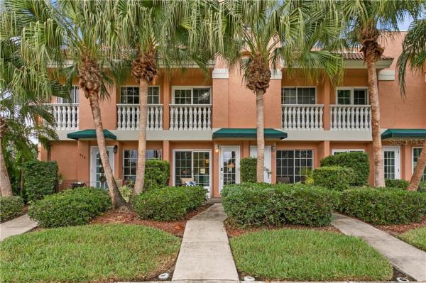 NORTH SHORE LANDINGS