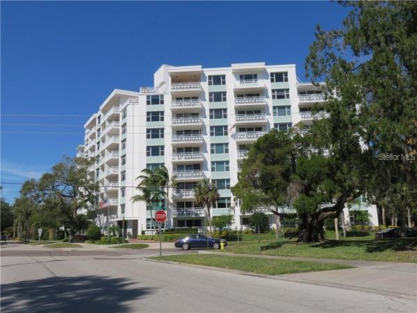 HARBOUR HILL CONDO