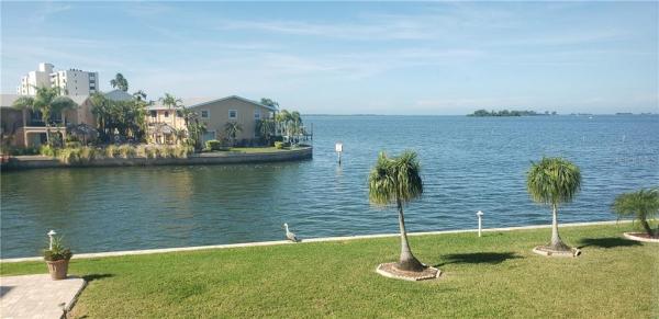 DOLPHIN POINTE OF DUNEDIN CONDO