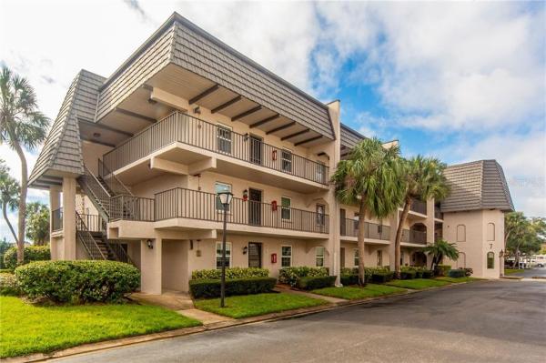 CORDOVA GREENS CONDO