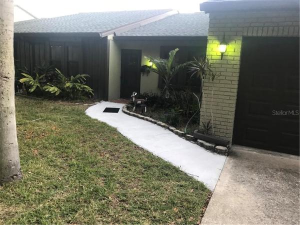 RAINTREE VILLAGE CONDO