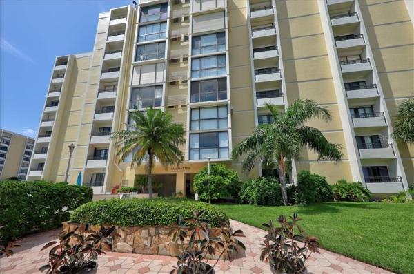 CLEARWATER POINT NO 8 CONDO SAILMASTER BLDG UNIT 9