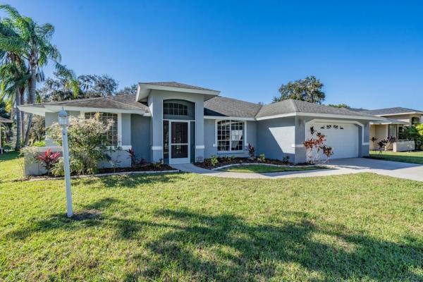 COLONIAL WOODS ESTATES