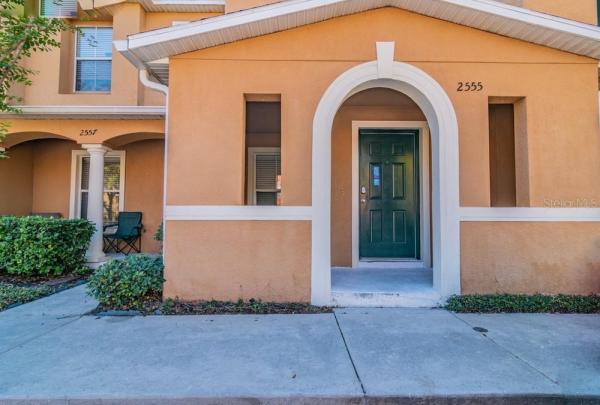 SUNSET POINTE TOWNHOMES