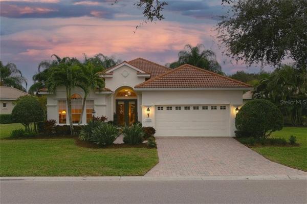 LAKEWOOD RANCH COUNTRY CLUB VILLAGE EE 3A-3C