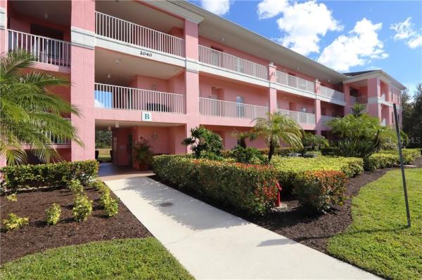 HERITAGE LAKE PARK/LAKE VIEW CONDO