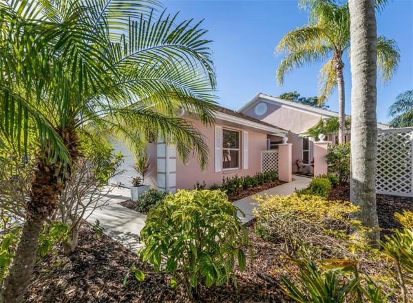 CLUBSIDE AT THE PLANTATION