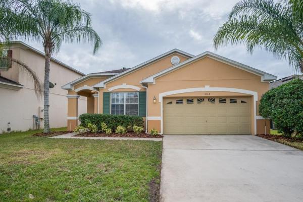 MOUNT DORA LANCASTER AT LOCH LEVEN PH 01