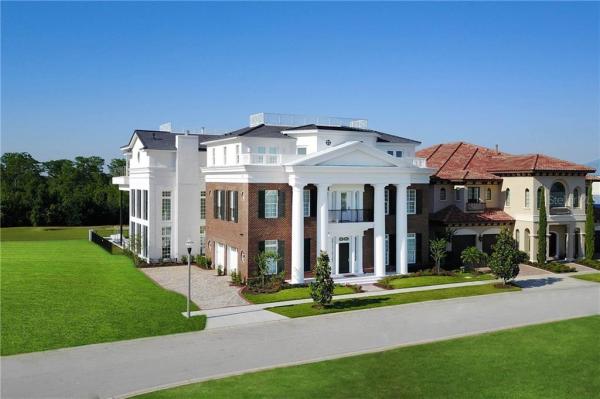 REUNION WEST VILLAGE 03A