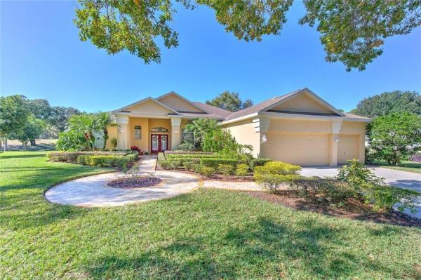 RIVER HILLS COUNTRY CLUB PH