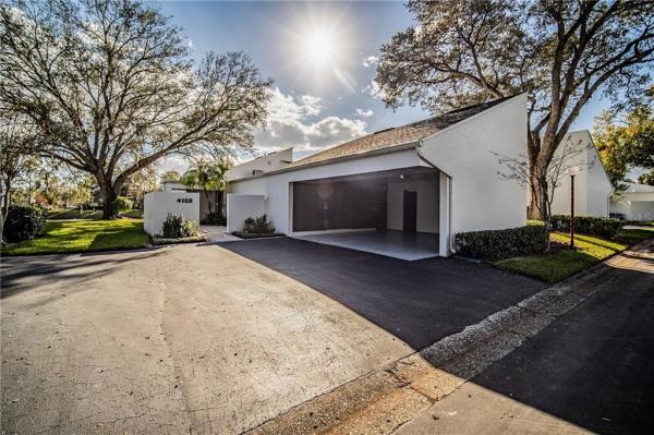 CARROLLWOOD VILLAGE NORTHMEADO