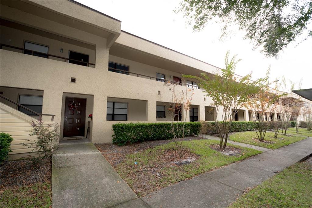 RIVER OAKS CONDO IV - фото