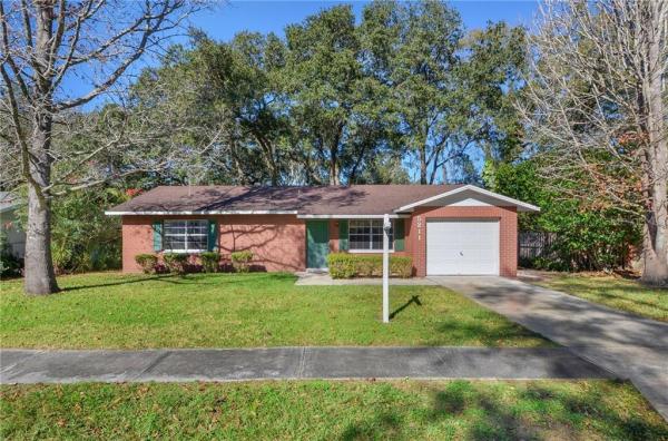 PRESIDENTIAL MANOR UNIT 2B