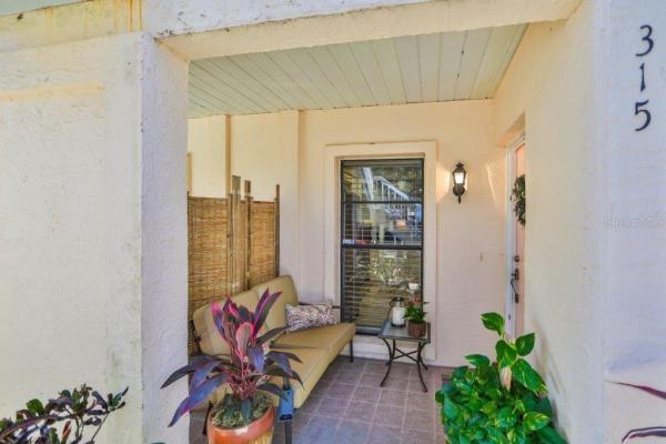 THE KNOLLS OF KINGS POINT II A