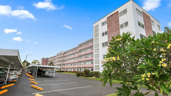 FIVE TOWNS OF ST PETE