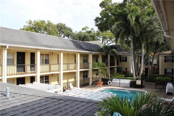 BAYSHORE LANDINGS A CONDOMINIU