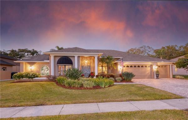 BYRNWYCK AT THE EAGLES TRCT2