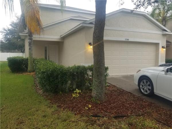 CARRIAGE POINTE PH 1