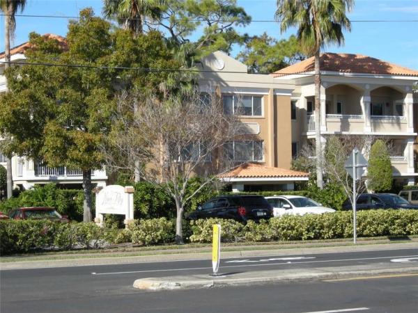 NINE FIFTY BROADWAY CONDO