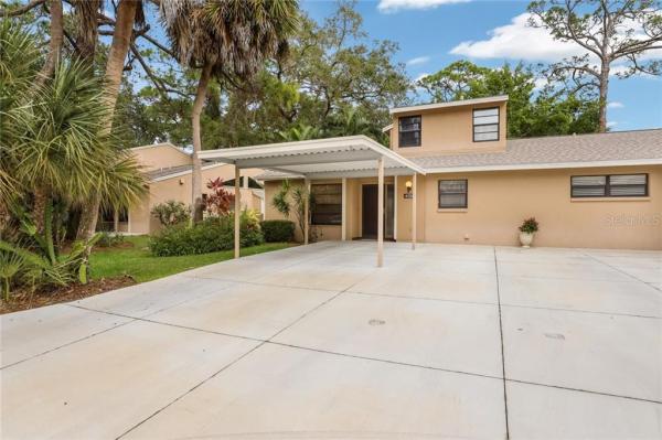 VILLAGE GARDENS PH 2