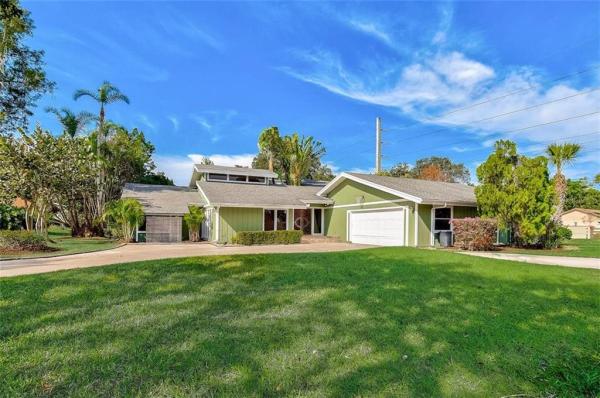 CENTER GATE ESTATES PH 01A