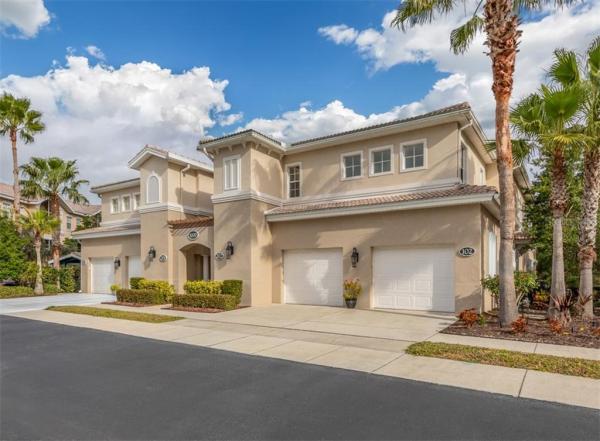 THE VILLAS AT VENICE