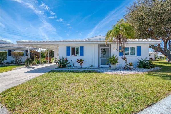 CIRCLE WOODS OF VENICE 1