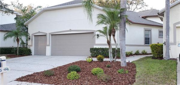 RIVER HILLS COUNTRY CLUB