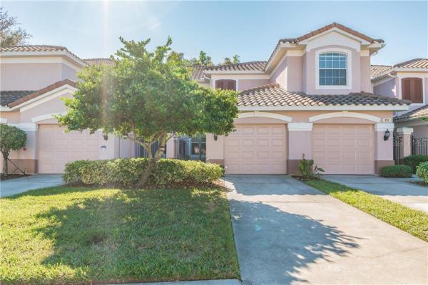 COACHMAN RESERVE CONDO