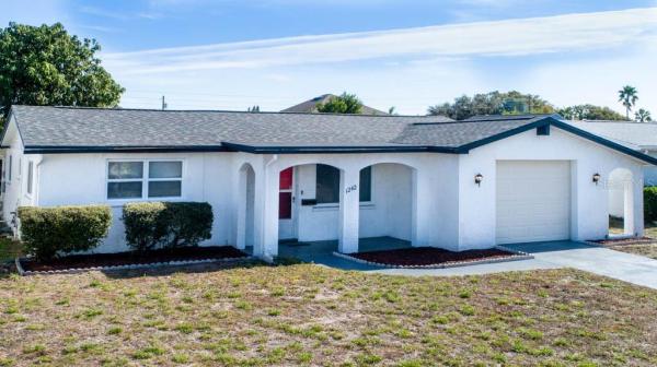 HOLIDAY LAKE ESTATES