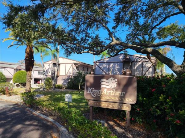 KING ARTHURS COURT CONDO