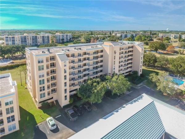 THE FAIRWAYS AT PINEBROOK