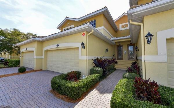 COACH HOMES I AT RIVER STRAND