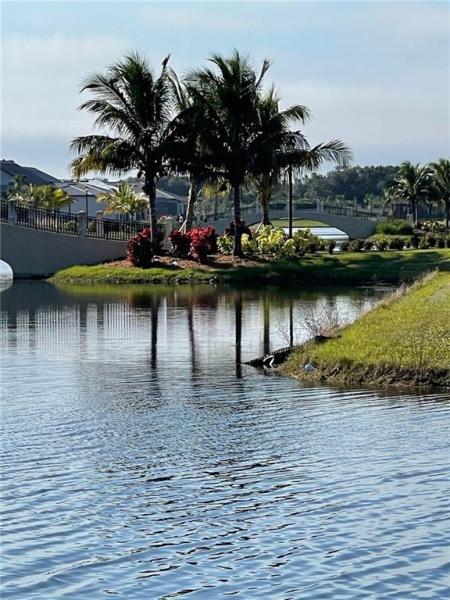 ISLANDWALK AT THE WEST VILLAGES