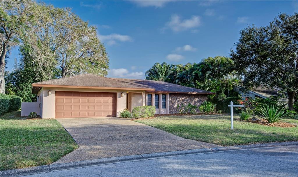 BENEVA PINES - фото