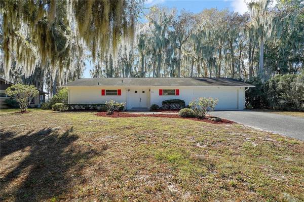 LAKE HARRIS ESTATES 2