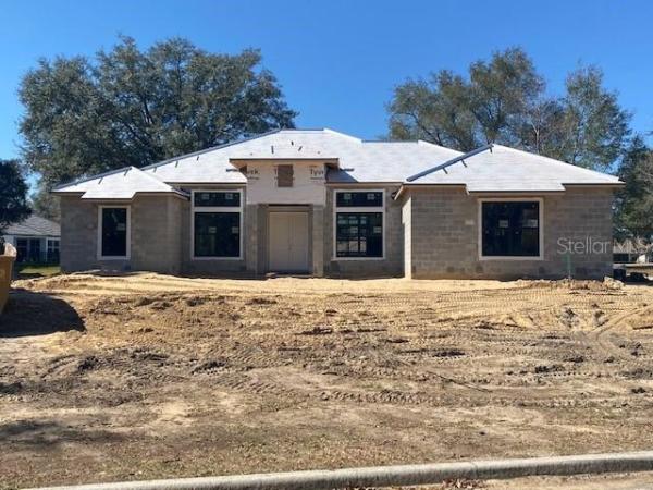 HEATHROW COUNTRY ESTATE