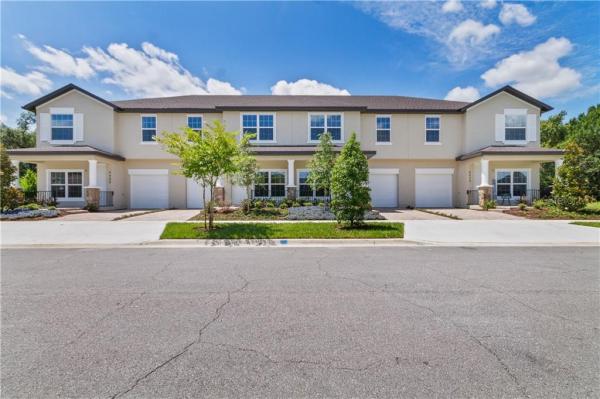 SUMMER FLOWERS TOWNHOMES